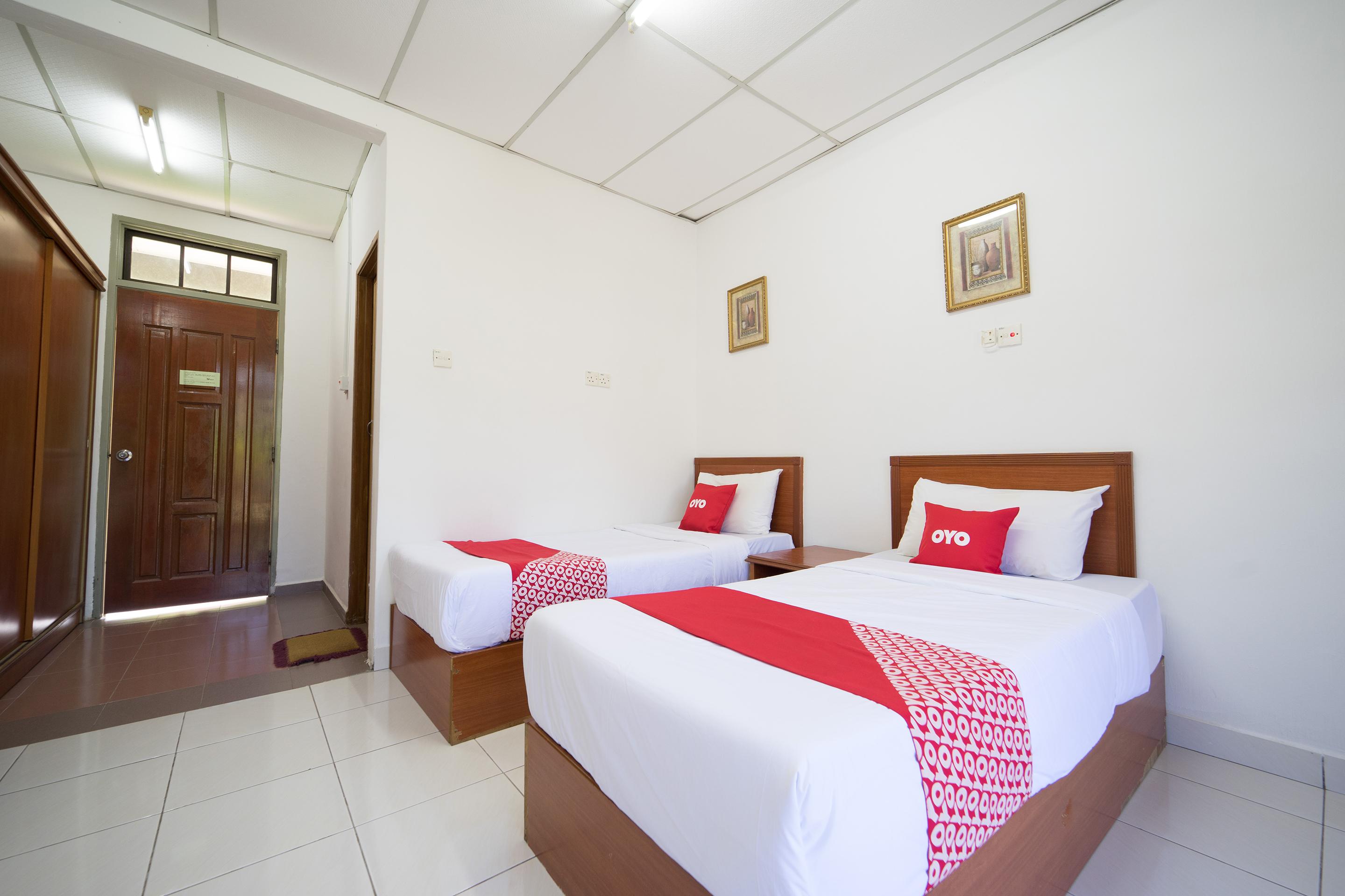 Terap Inn Kampong Raja Kültér fotó